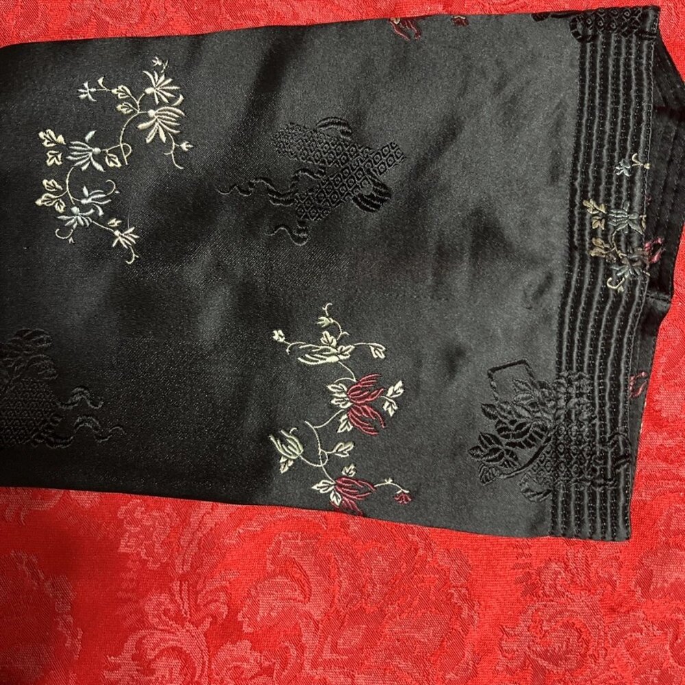 Vintage Chinese Silk Jacket Women’s L Old Peking Silk Co Hong Kong Black - Picture 7 of 9